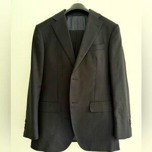 Classic Navy Suitsupply suit